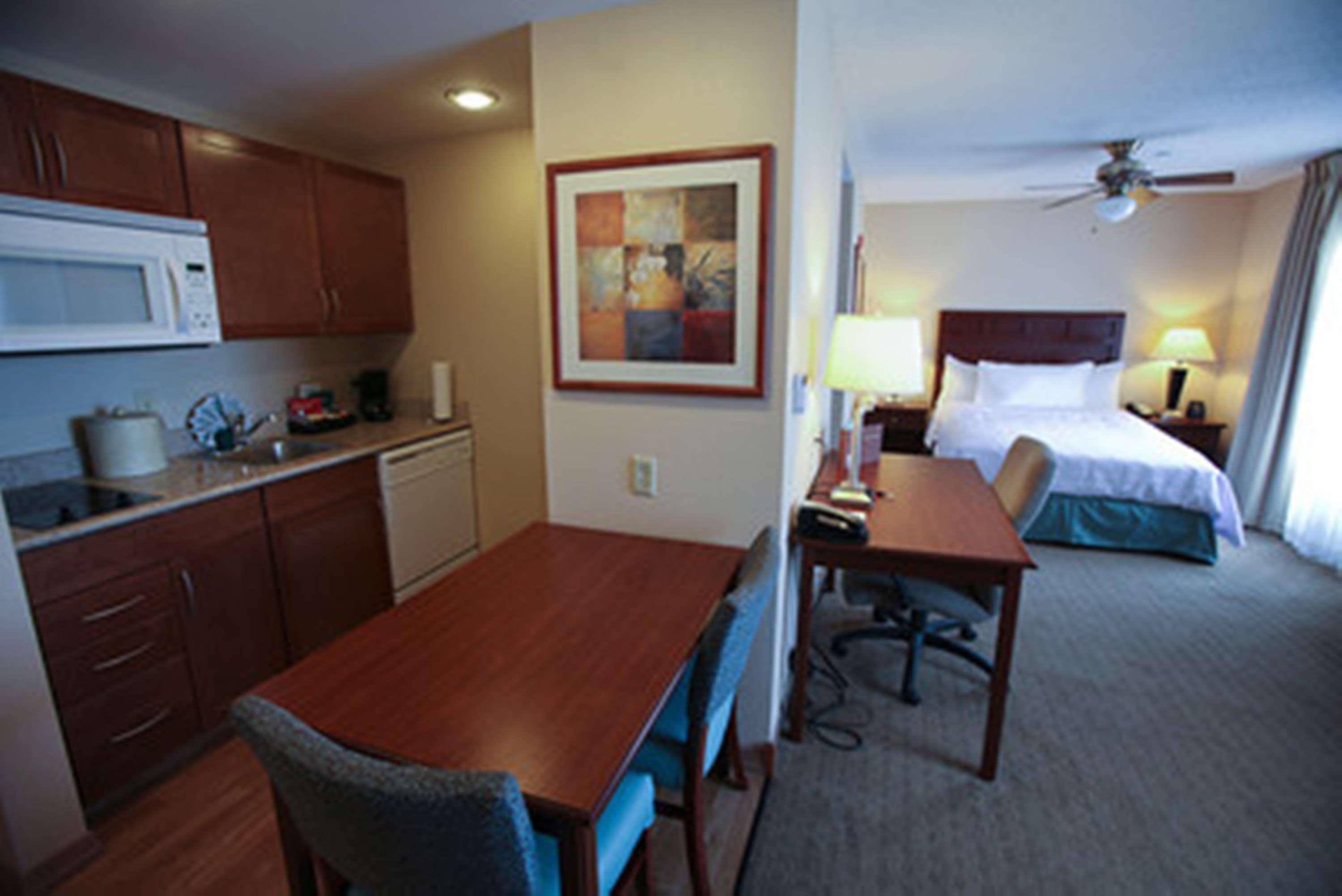 Homewood Suites By Hilton Orland Park Bagian luar foto
